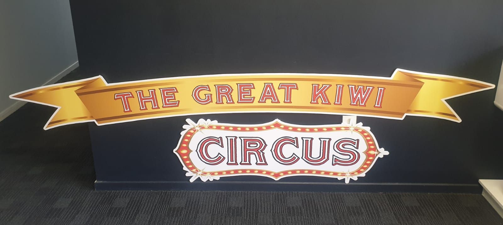 The Great Kiwi Circus Signage